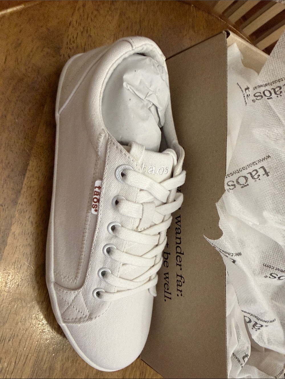 Taos Footwear White Canvas Lace-Up Sneaker